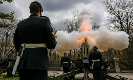 Gunners with the Royal Canadian Artillery conduct a gun salute in Ottawa. Cogswell was working in the canteen during the multi-week ‘Exercise Common Gunner’, part of the Royal Canadian Artillery School’s officer training.
