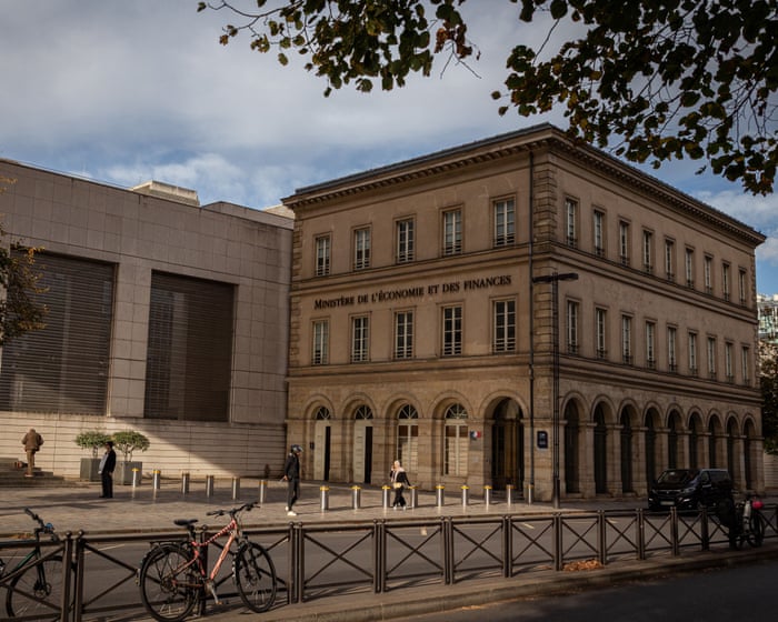 French bond sell-off ‘reminiscent of the euro crisis’ as Paris proposes cuts and tax rises – business live
