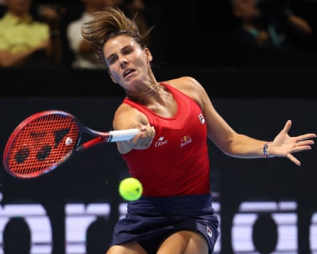 Emma Navarro surged back to beat Sonay Kartal.