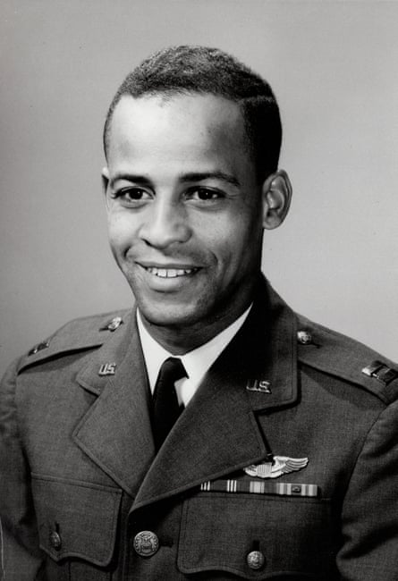 Ed Dwight’s official portrait