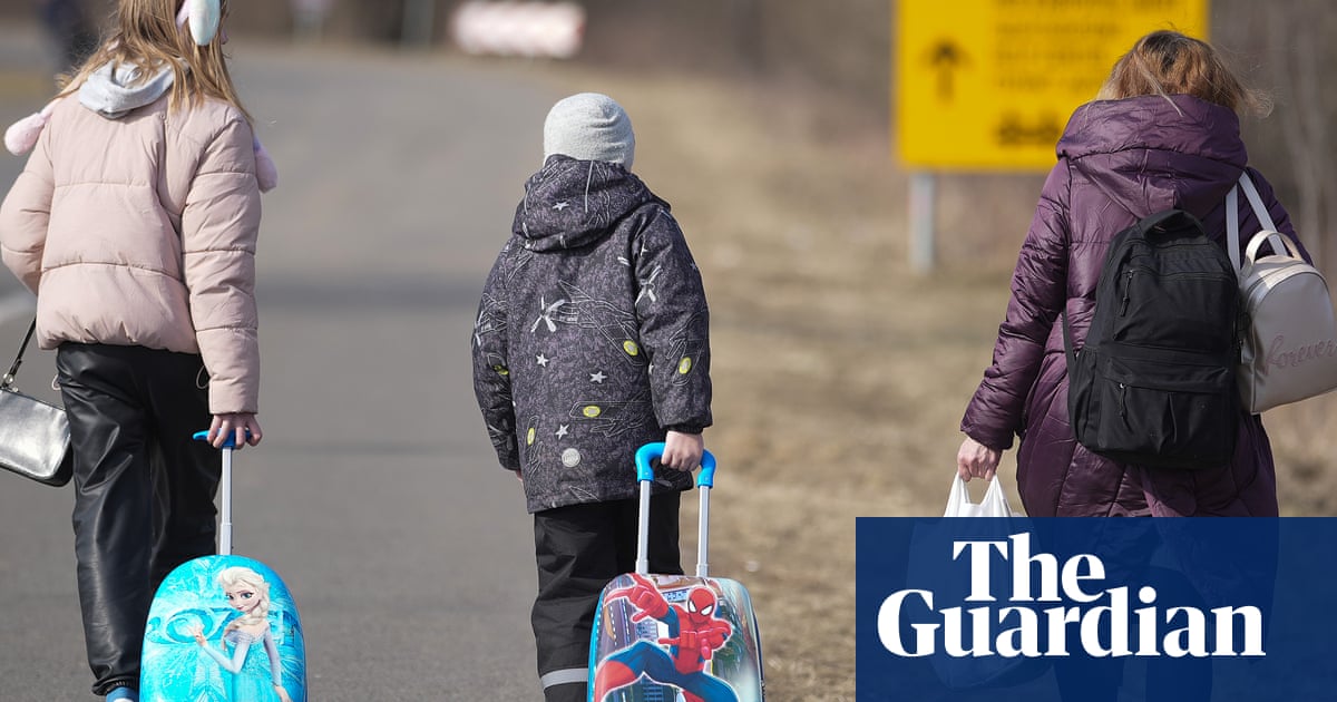 EU plans would extend right for 4m Ukrainians to stay in bloc until 2027