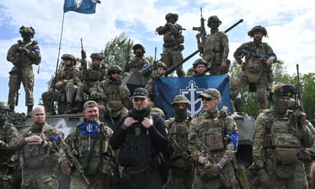 Pro-Ukraine group of partisans captures Russian soldiers