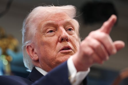 كيف تفوقت اوغوستا ناشيونال على بائعي التذاكر المحتالين وأبقت الباب مغلقًا أمام ترامب | آندي بول كيف تفوقت اوغوستا ناشيونال على بائعي التذاكر المحتالين وأبقت الباب مغلقًا أمام ترامب | آندي بول