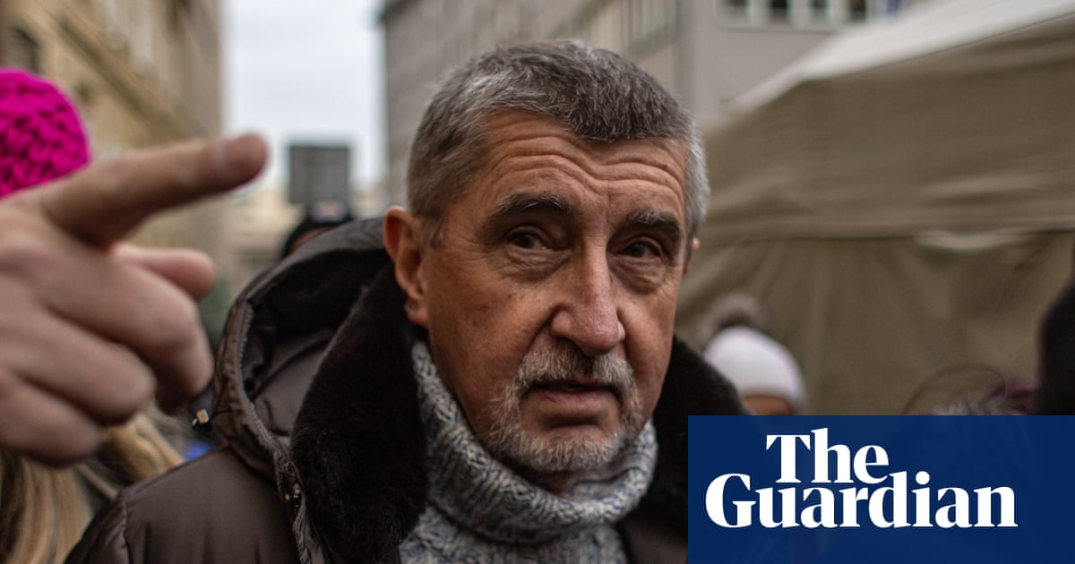 Barbs and beards from Babiš as crunch Czech election test looms