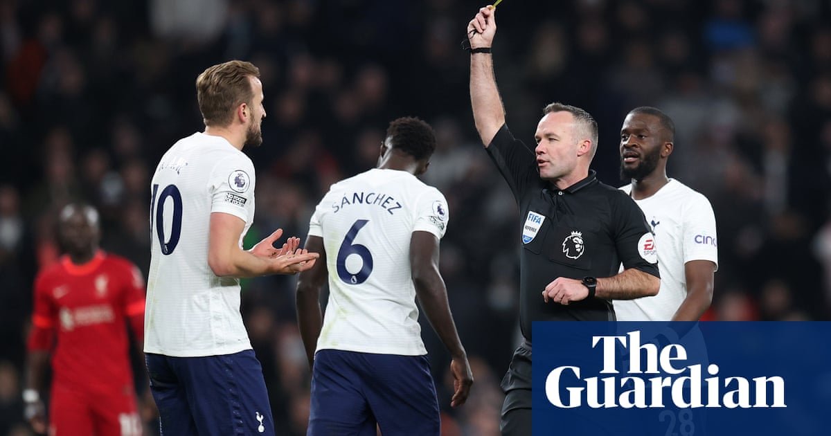 Arsenal’s young guns and rocky refereeing – Football Weekly