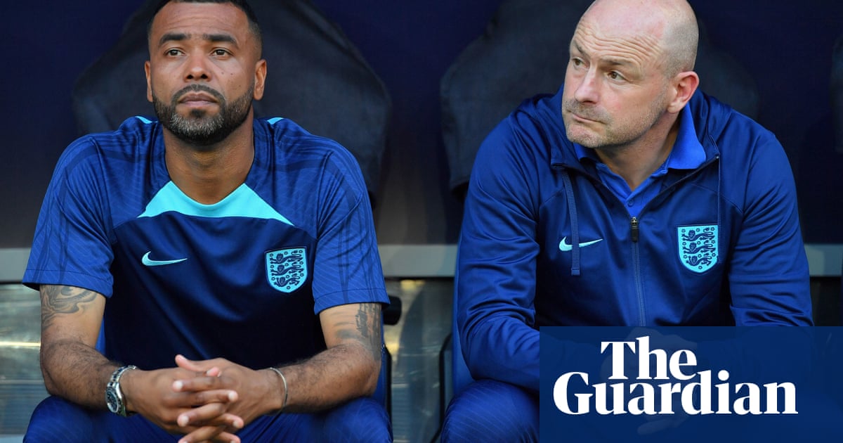 Ashley Cole to coach England