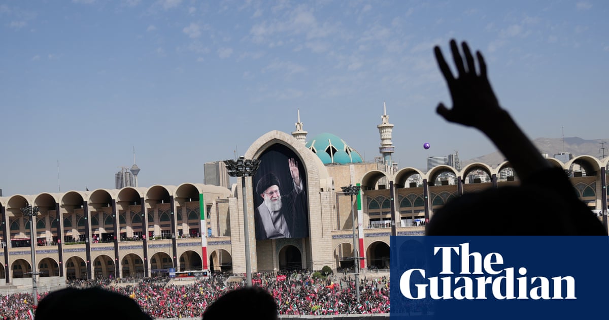 Crowds gather as six-day funeral for former Iranian supreme leader begins