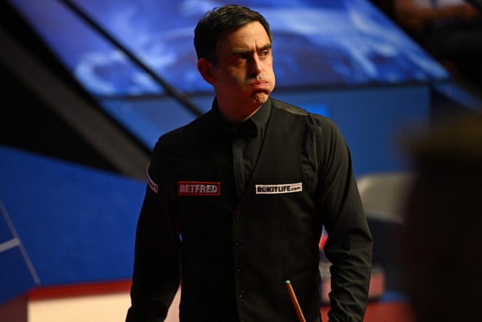 Ronnie O’Sullivan leaves the auditorium with just one frame needed to win his seventh World Championship title.