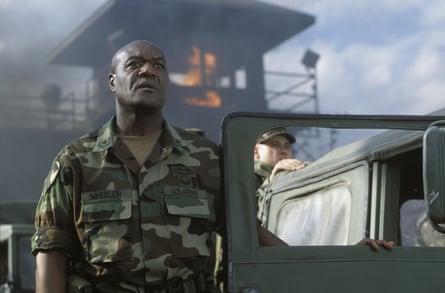Delroy Lindo in The Last Castle.