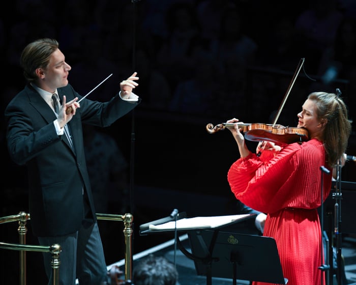 Royal Concertgebouw/Mäkelä review – Proms showcase legendary orchestra and its star signing