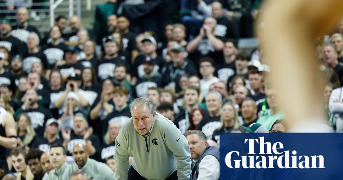 Tom Izzo ‘ticked off’ after former player ejected for criticizing officials