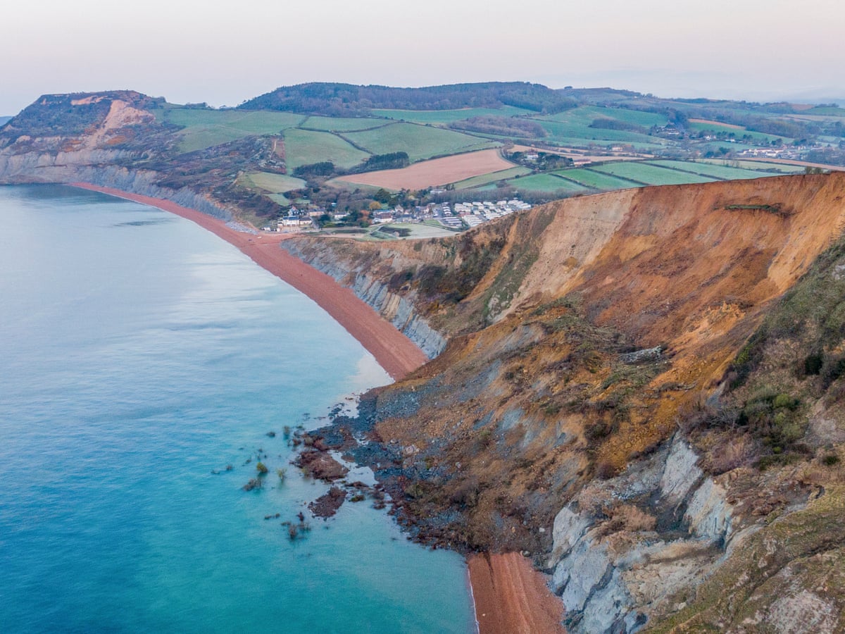 Jurassic Coast Cliff Collapses In Biggest Uk Rockfall For 60 Years Coastlines The Guardian Jurassic Coast Cliff Collapses In Biggest Uk Rockfall For 60 Years Coastlines The Guardian