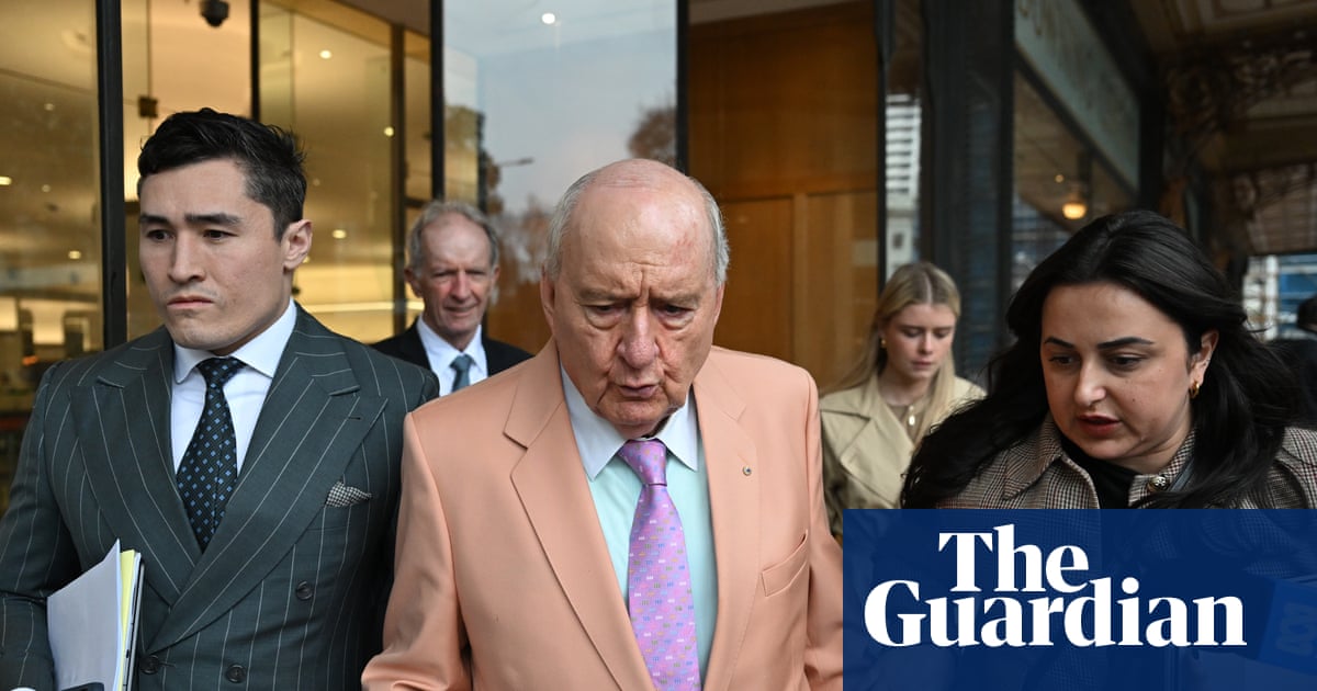 Alan Jones and fellow 2GB host referred to SMH and reporter as ‘pigs in the media’, court hears