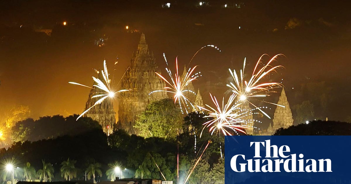 New year’s resolutions: the top resolutions in 2020 New Year’s Eve 2016 celebrations – in pictures | Life and style | The