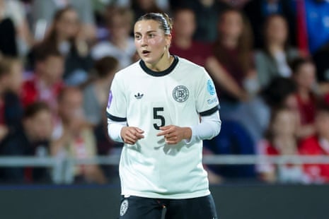 Carlotta Wamser (Germany) looks on