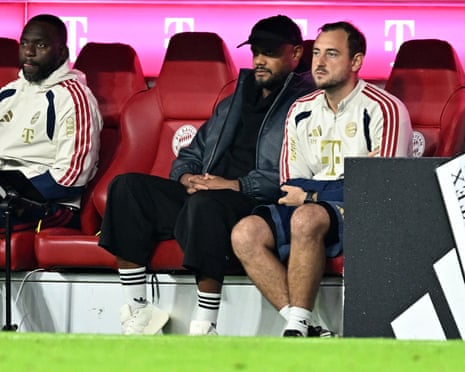 Vincent Kompany, centre, was far from great health during Bayern MunichâÂÂs 6-1 home victory over RB Leipzig on Saturday