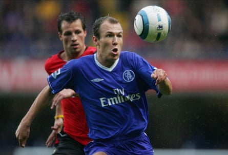 Arjen Robben in action on his Chelsea debut against Blackburn in 2004.