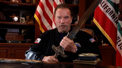 Schwarzenegger compares Capitol attack to Kristallnacht, brandishes sword – video