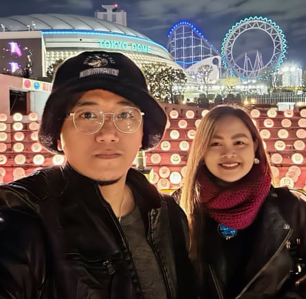 Joyce Blaza with her husband Lester, from Manila, Philippines, who travelled to Japan to see Taylor Swift.