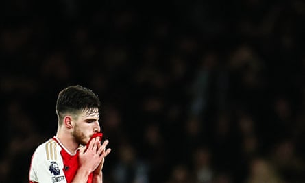 Declan Rice looking disappointed
