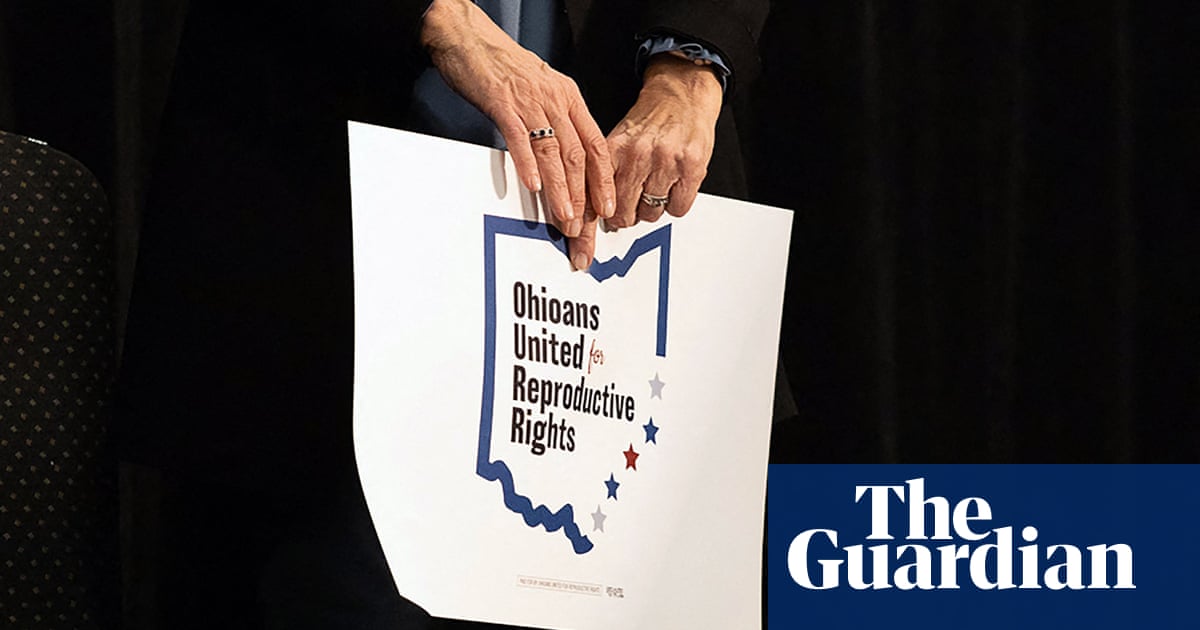 Голямото жури на Охайо ще реши дали да повдигне обвинение срещу жена, която е направила спонтанен аборт, за „злоупотреба с труп“