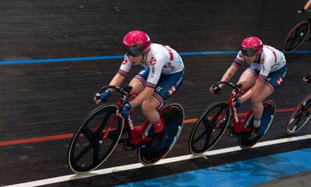 Laura Kenny leads the way during a points race in Ghent in April