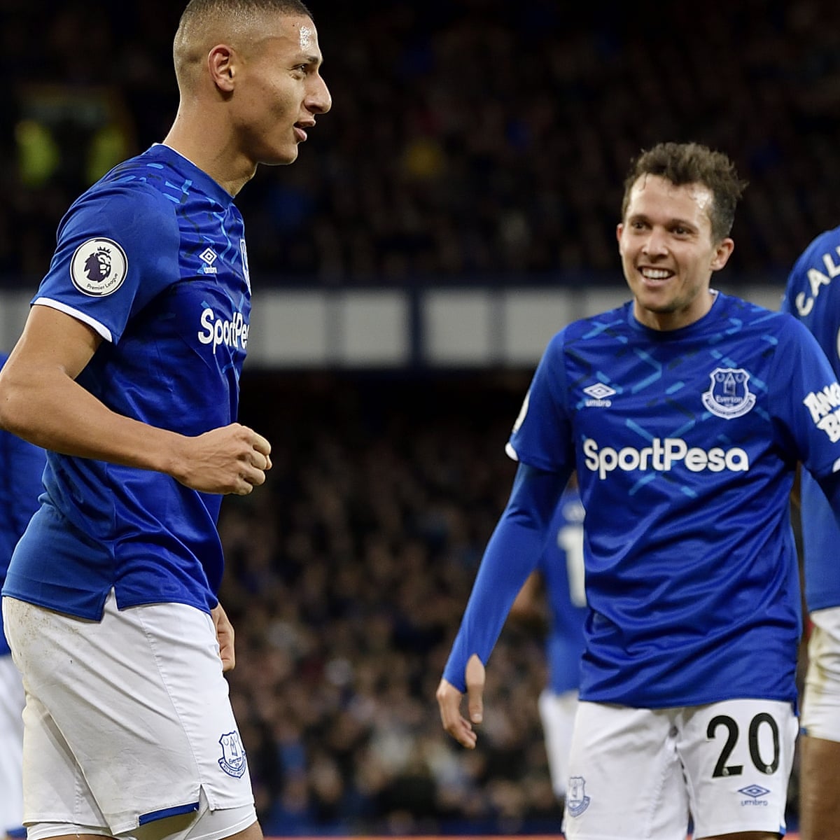 Everton to drop lucrative deal with gambling giant two years early