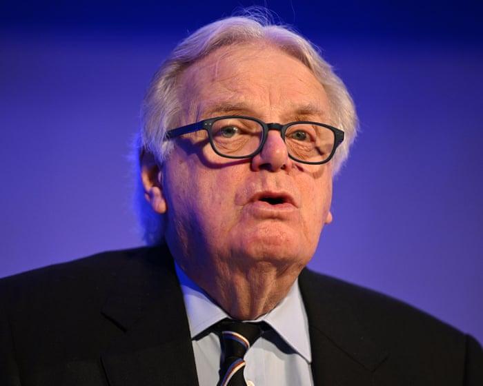 ‘Free of the shackles’: Michael Grade’s GB News defence raises concerns over relaxing of Ofcom rules