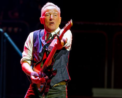 So polarised': Bruce Springsteen's anti-Trump comments divide US fans | Bruce  Springsteen | The Guardian
