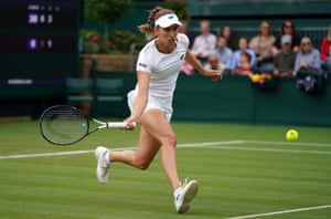 Elise Mertens played in a straight set victory over Harriet Dart.