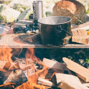 Cook: Kitchen Encounters; Jade Scott @foreadventure – firepit