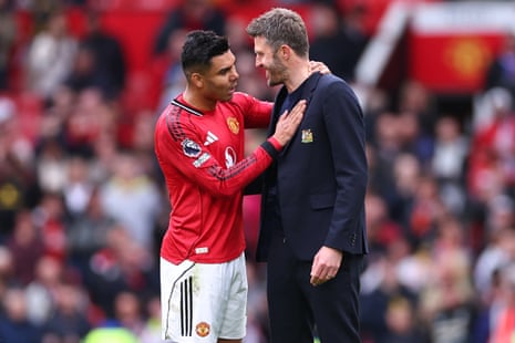 Michael Carrick has the light touch Manchester United need for next chapter | Manchester United | The Guardian