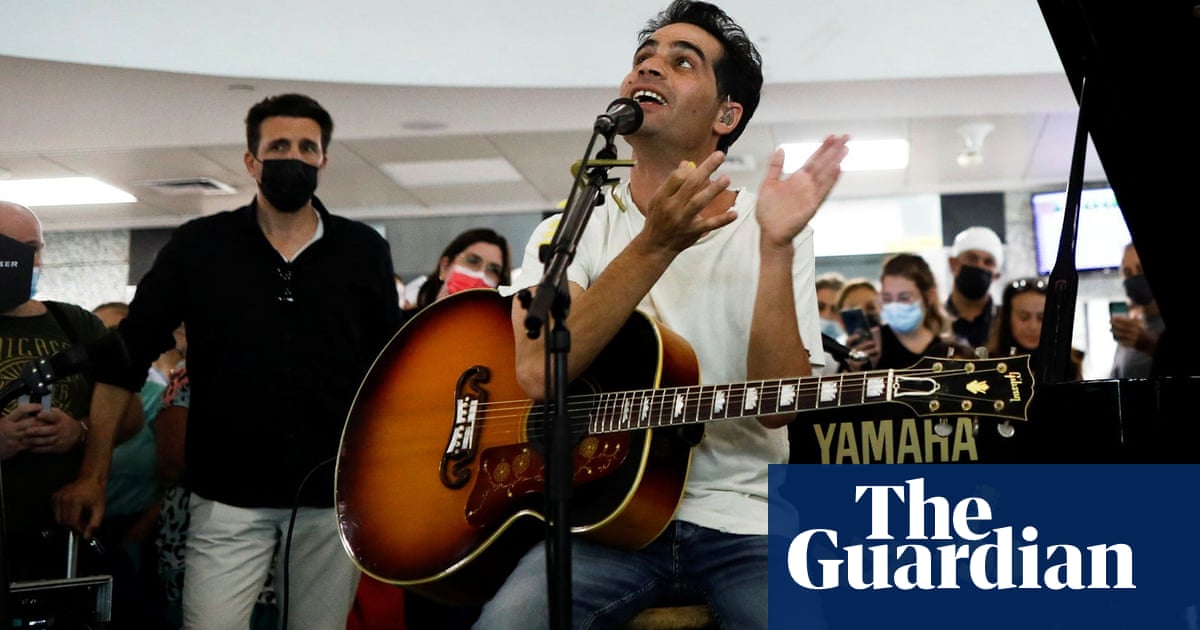 israeli-rock-star-praises-brother-settlers-as-he-recants-past-views-in-move-to-right