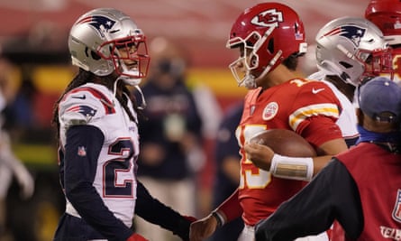 Chiefs Remain Unbeaten As Patriots Struggle Without Cam Newton Nfl The Guardian