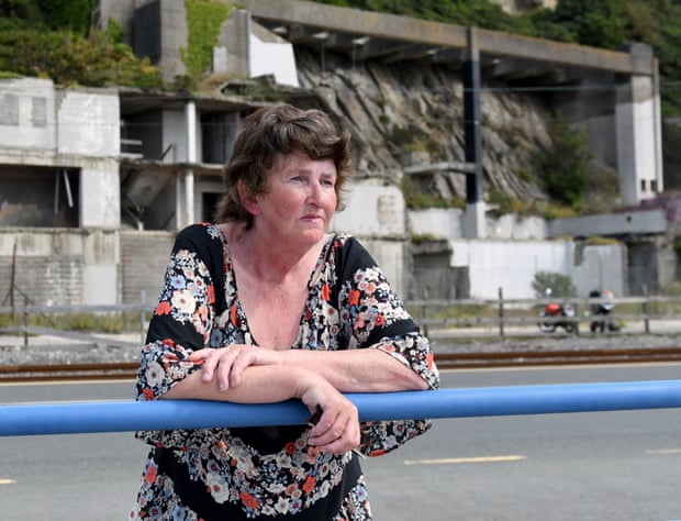 Maggie Leeche (now Clarke) was trampled trying to get out.