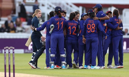Charlie Dean of England speaks to the Indian team after she was run out (mankad) by Deepti Sharma of India in 2022
