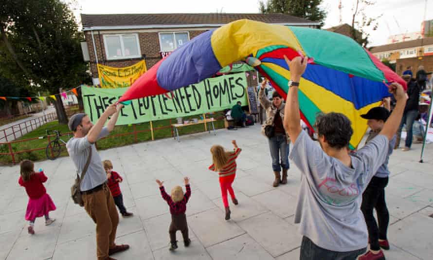 Focus E15 Mums, fight eviction and occupy flats on the Carpenters Estate.