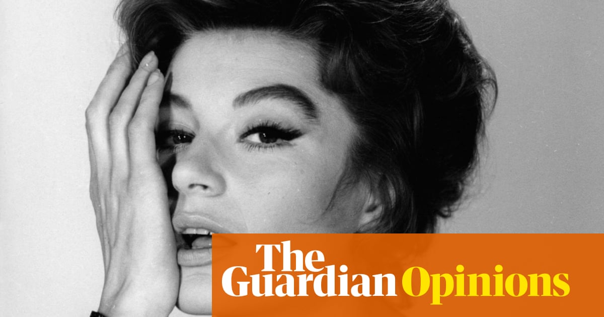 Anouk Aimée fue un icono cinematográfico fascinante de los años 60 con un aire de glamorosa imprevisibilidad | Cine Anouk Aimée fue un icono cinematográfico fascinante de los años 60 con un aire de glamorosa imprevisibilidad | Cine