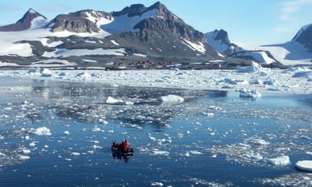 Polar circle boat heading towards Esperanza, an Argentinian base on Antarctica.