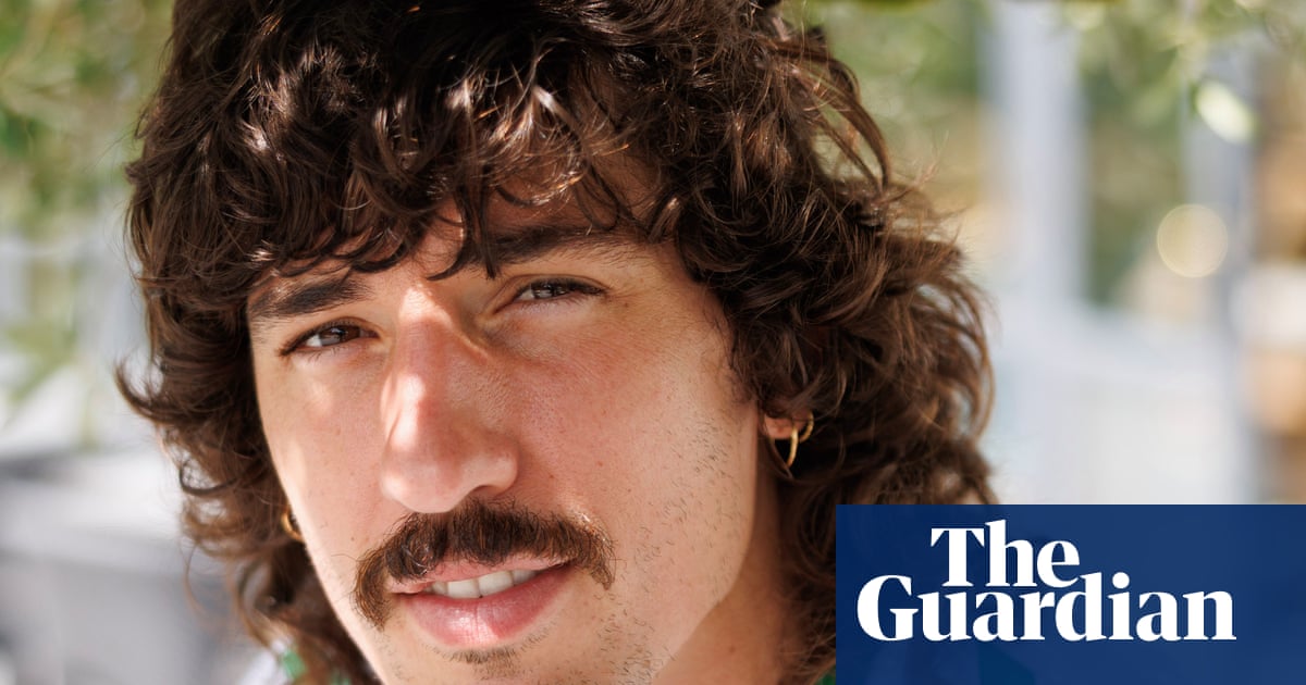 Héctor Bellerín: ‘When you leave a club like Arsenal, it’s scary. It hurts’