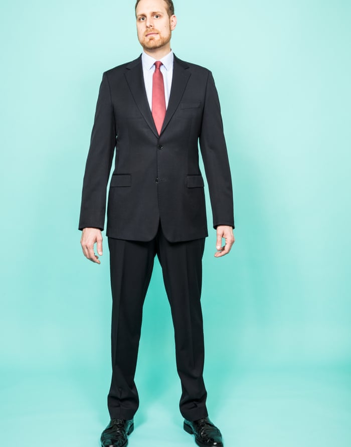 Tall is a guy 6 for feet What height