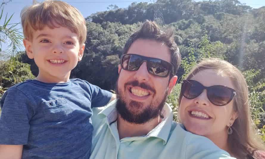 Patrick Tedeschi with his wife Ticiana Simmelink and his son Lucas Simmelink Tedeschi.