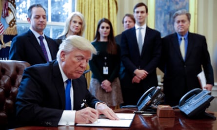 Donald Trump signs executive orders to allow Dakota Access and Keystone XL pipelines to go ahead.