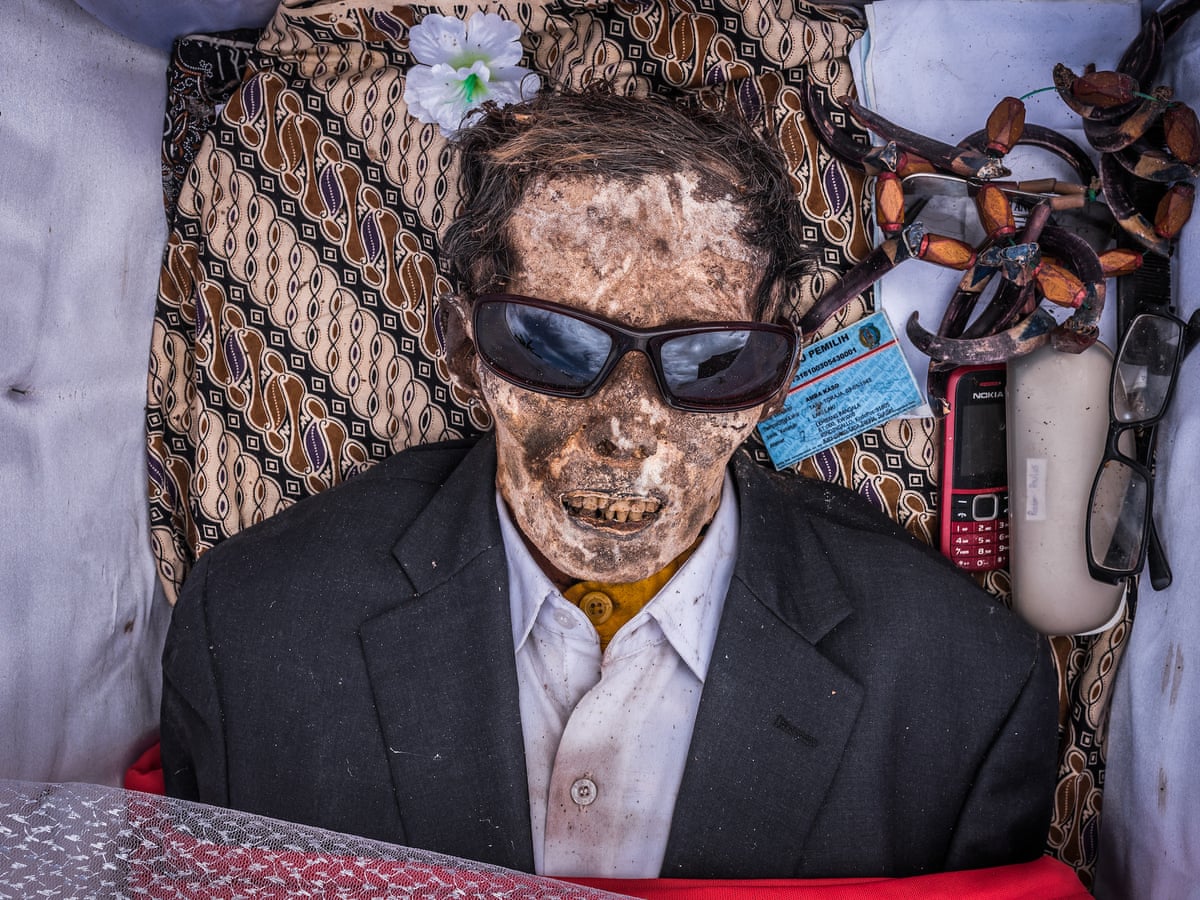 Death Doesn T Need Our Respect Let S Celebrate Life At Funerals Erica Buist The Guardian Death Doesn T Need Our Respect Let S Celebrate Life At Funerals Erica Buist The Guardian