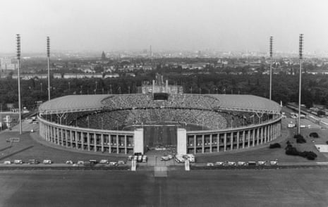 A general view of a packed Olympic Stadium in Berlin for the 1985 DFB Pokal Cup final.
