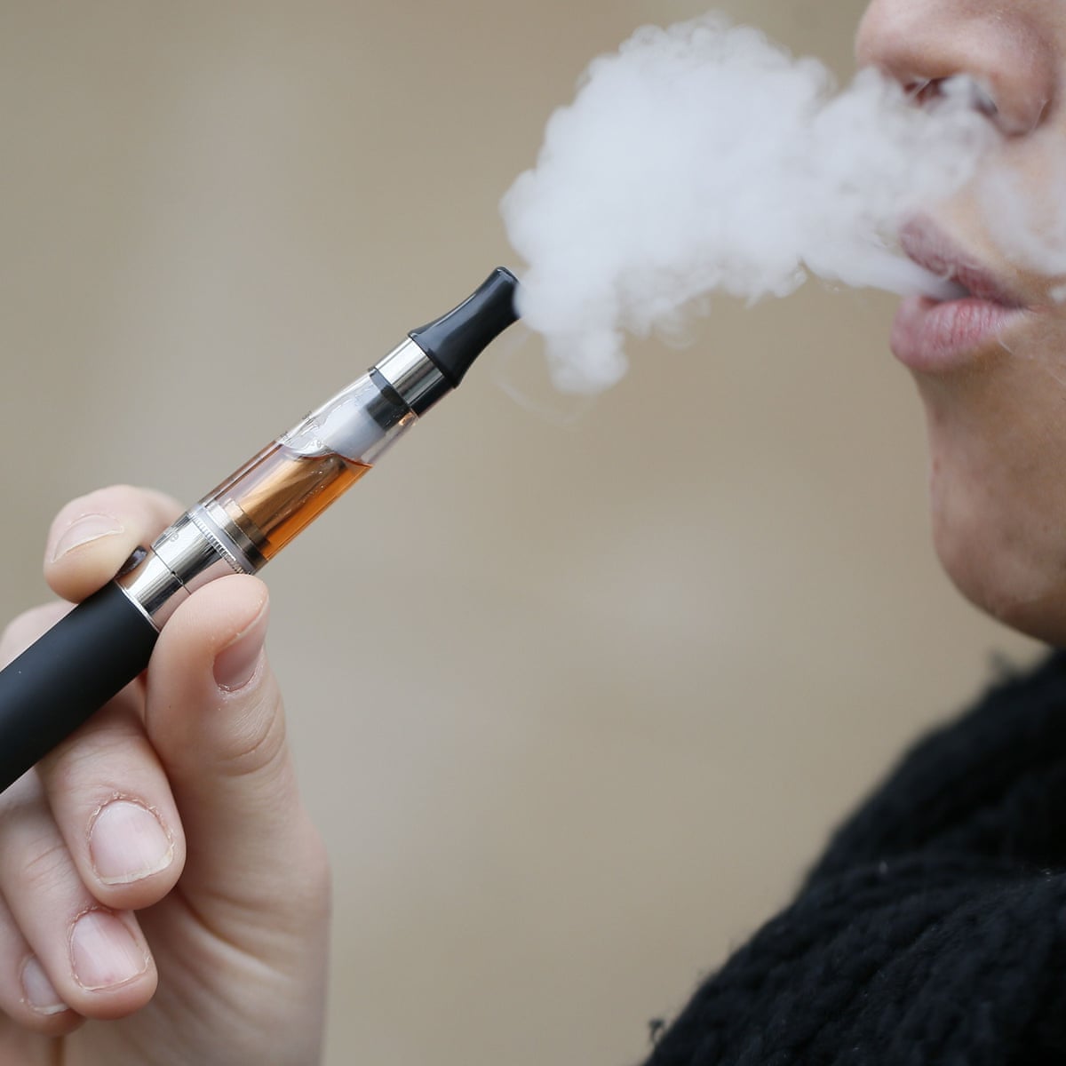 Vaping Could Help Prevent Ex Smokers Piling On The Pounds