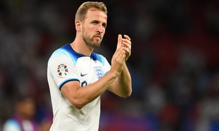 Harry Kane memuji penggemar Inggris