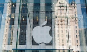 Apple store on 5th Avenue in New York.