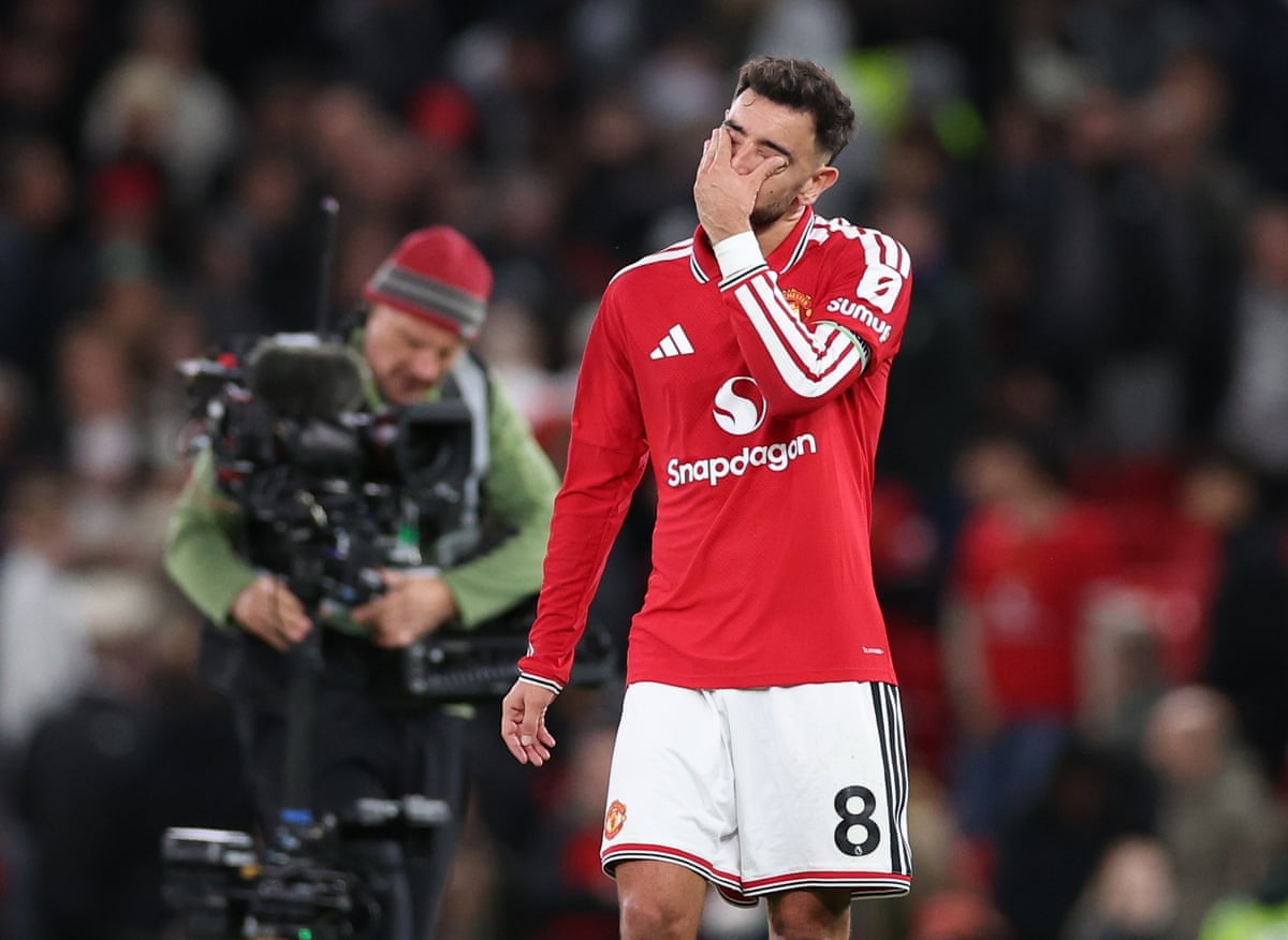 Bruno Fernandes in Manchester United kit in 2026