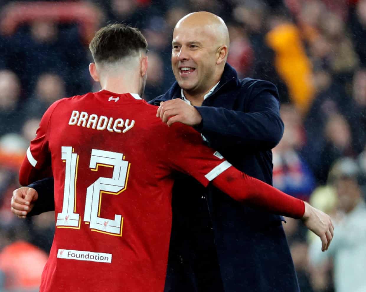 Arne Slot centra su atención en el choque contra el Manchester City tras la ‘impresionante’ victoria contra el Real Madrid Arne Slot centra su atención en el choque contra el Manchester City tras la ‘impresionante’ victoria contra el Real Madrid